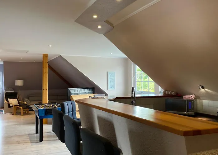 Leah Lejlighed Tönning